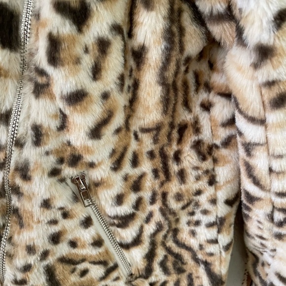 Women jacket/buddy love - Picture 4 of 14